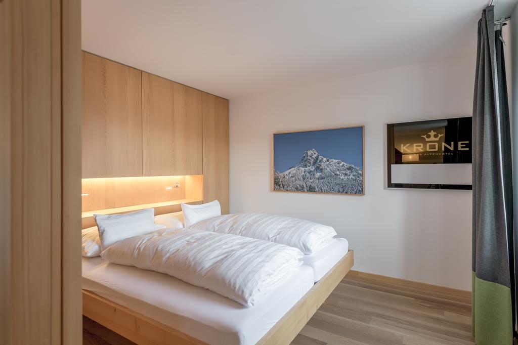 Alpenhotel Krone Пфронтен Екстер'єр фото