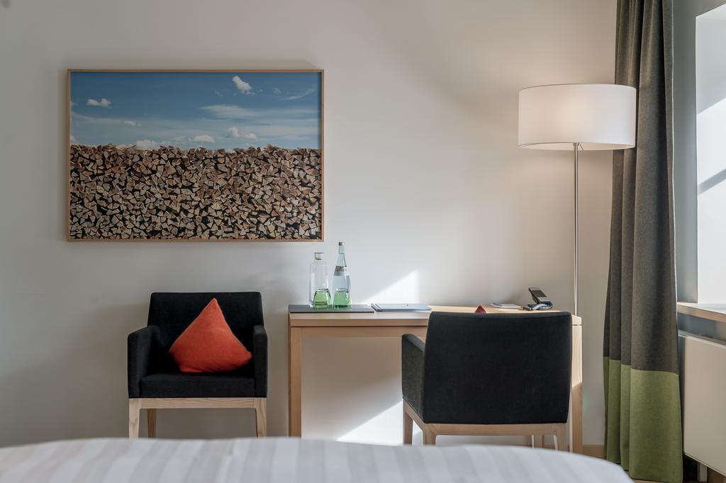 Alpenhotel Krone Пфронтен Екстер'єр фото
