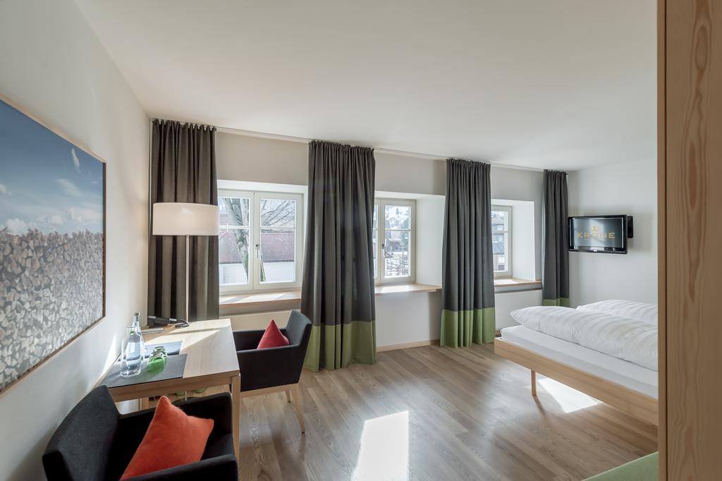 Alpenhotel Krone Пфронтен Екстер'єр фото