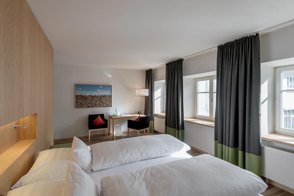 Alpenhotel Krone Пфронтен Екстер'єр фото